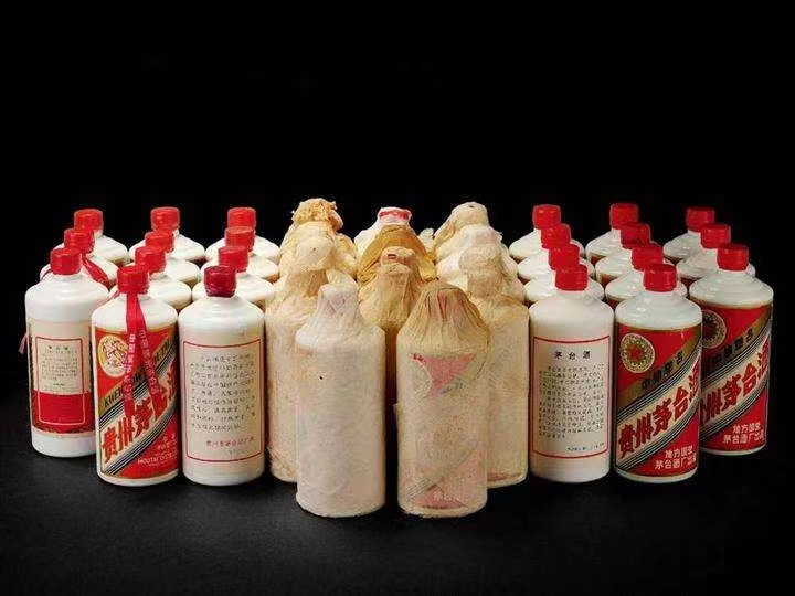 秦安老酒回收上门哪里回收(附近上门回收茅台酒）?